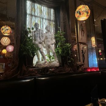 L'Opossum - Dining area - New American Near Me - Richmond, Virginia