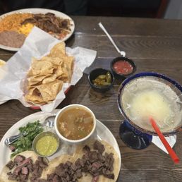 Lunch Specials | once & abuelitas tacos | House Margarita Half/Half Lunch Specials | once & abuelitas tacos | House Margarita Half/Half