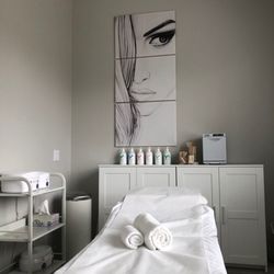 Just Wax - Waxing room