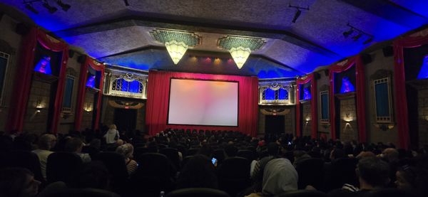 Vista Theatre by null