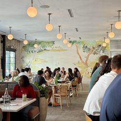 Willa's - The main dining room is gorgeous