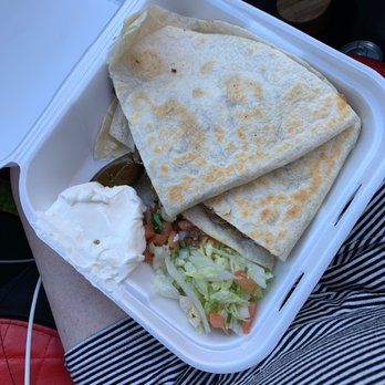Oscar's Tacos - Only 3 kinds of meats cuz of COVID.. less business - Mexican Near Me - San Rafael, California