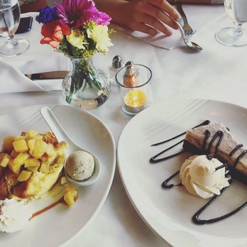 Gertrude's - Bread pudding & chocolate cheesecake - New American Near Me - Baltimore, Maryland