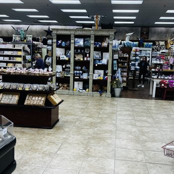 Buc-ee's - Gas Stations Near Me - Baytown, Texas Buc-ee's - Gas Stations Near Me - Baytown, Texas