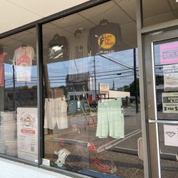 Lacrosse Unlimited - Store front