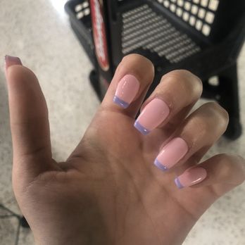 AQ Nail Spa - I don't even wanna talk about this one. - Nail Salons Near Me - St Louis, Missouri