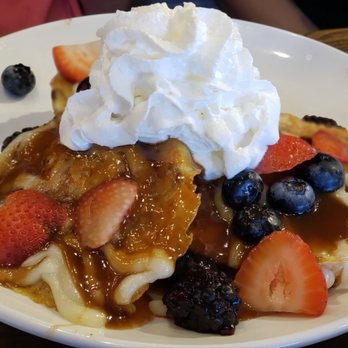 Another Broken Egg Cafe - Cinnamon Roll French Toast ($13.99) - American Near Me - Jacksonville, Florida Another Broken Egg Cafe - Cinnamon Roll French Toast ($13.99) - American Near Me - Jacksonville, Florida