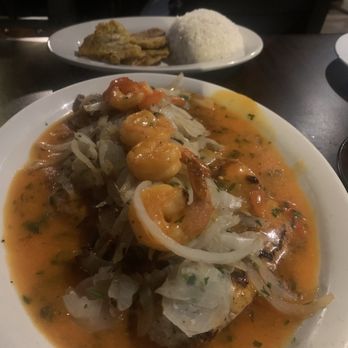 Oh Que Bueno Restaurant - Semoran - Chicken & Shrimp w/ Rice & Tostones - Sports Bars Near Me - Orlando, Florida Oh Que Bueno Restaurant - Semoran - Chicken & Shrimp w/ Rice & Tostones - Sports Bars Near Me - Orlando, Florida