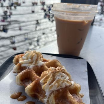 SnowBean - Churro croffle and thai milk tea - Coffee & Tea Near Me - Orlando, Florida