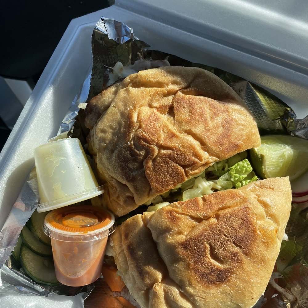 Taqueria Elchavo - Birra Torta - Food Trucks Near Me - Charlottesville, Virginia Taqueria Elchavo - Birra Torta - Food Trucks Near Me - Charlottesville, Virginia