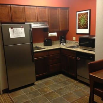 Residence Inn Boulder Longmont - Kitchenette - Hotels Near Me - Longmont, Colorado Residence Inn Boulder Longmont - Kitchenette - Hotels Near Me - Longmont, Colorado