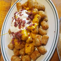 Classic Pizza Blue Note Cafe - Loaded tots