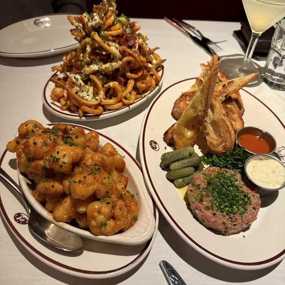 Drake's Hollywood - Steakhouses Near Me - Houston, Texas Drake's Hollywood - Steakhouses Near Me - Houston, Texas