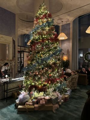 Lounge on Pearl by null