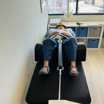 Michael Turk, DC - Spinal Decompression treatment for Sciatica, Herniated Disc & Spinal Stenosis. - Chiropractors Near Me - Beverly Hills, California Michael Turk, DC - Spinal Decompression treatment for Sciatica, Herniated Disc & Spinal Stenosis. - Chiropractors Near Me - Beverly Hills, California