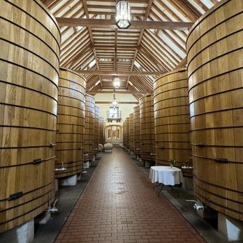 Jordan Vineyard & Winery - Wine Tours Near Me - Healdsburg, California