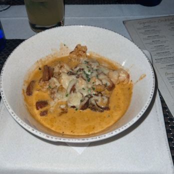 Mojave - Shrimp and Grits con Chorizo - Latin American Near Me - Sandy Springs, Georgia Mojave - Shrimp and Grits con Chorizo - Latin American Near Me - Sandy Springs, Georgia