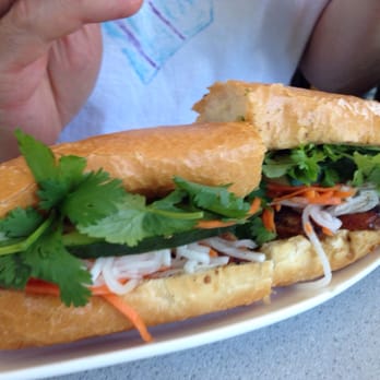 Pho Han Restaurant - Lemongrass grilled chicken sub was better than cold cut sub because it was missing key ingredient of pate. - Vietnamese Near Me - Richmond, British Columbia Pho Han Restaurant - Lemongrass grilled chicken sub was better than cold cut sub because it was missing key ingredient of pate. - Vietnamese Near Me - Richmond, British Columbia