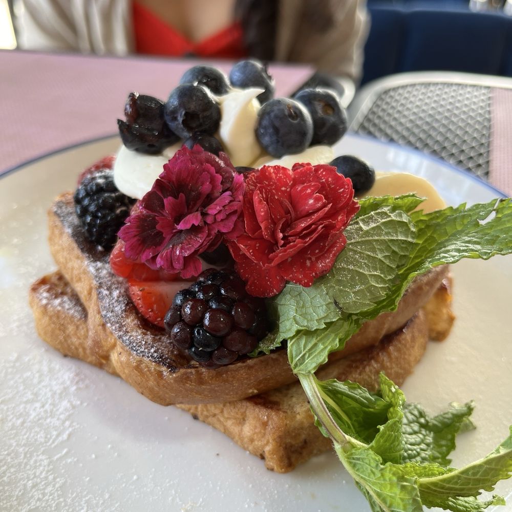 240 Rose Cafe - Premium French Toast - Breakfast & Brunch Near Me - Winter Park, Florida