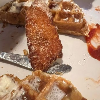 Broken Yolk Cafe - Chicken and waffles - Breakfast & Brunch Near Me - Chula Vista, California Broken Yolk Cafe - Chicken and waffles - Breakfast & Brunch Near Me - Chula Vista, California