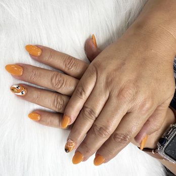 iNails Spa - Nails done by Lindsey - Nail Salons Near Me - La Habra, California