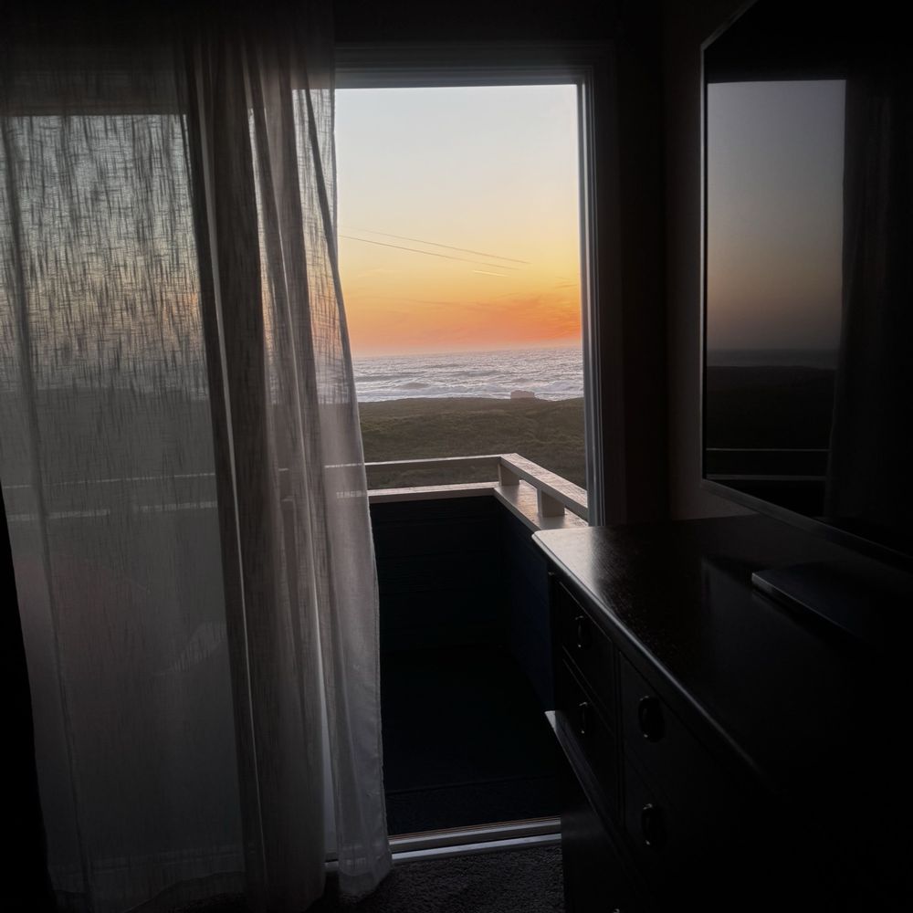 Surf and Sand Lodge - Sunset view - Hotels Near Me - Fort Bragg, California Surf and Sand Lodge - Sunset view - Hotels Near Me - Fort Bragg, California