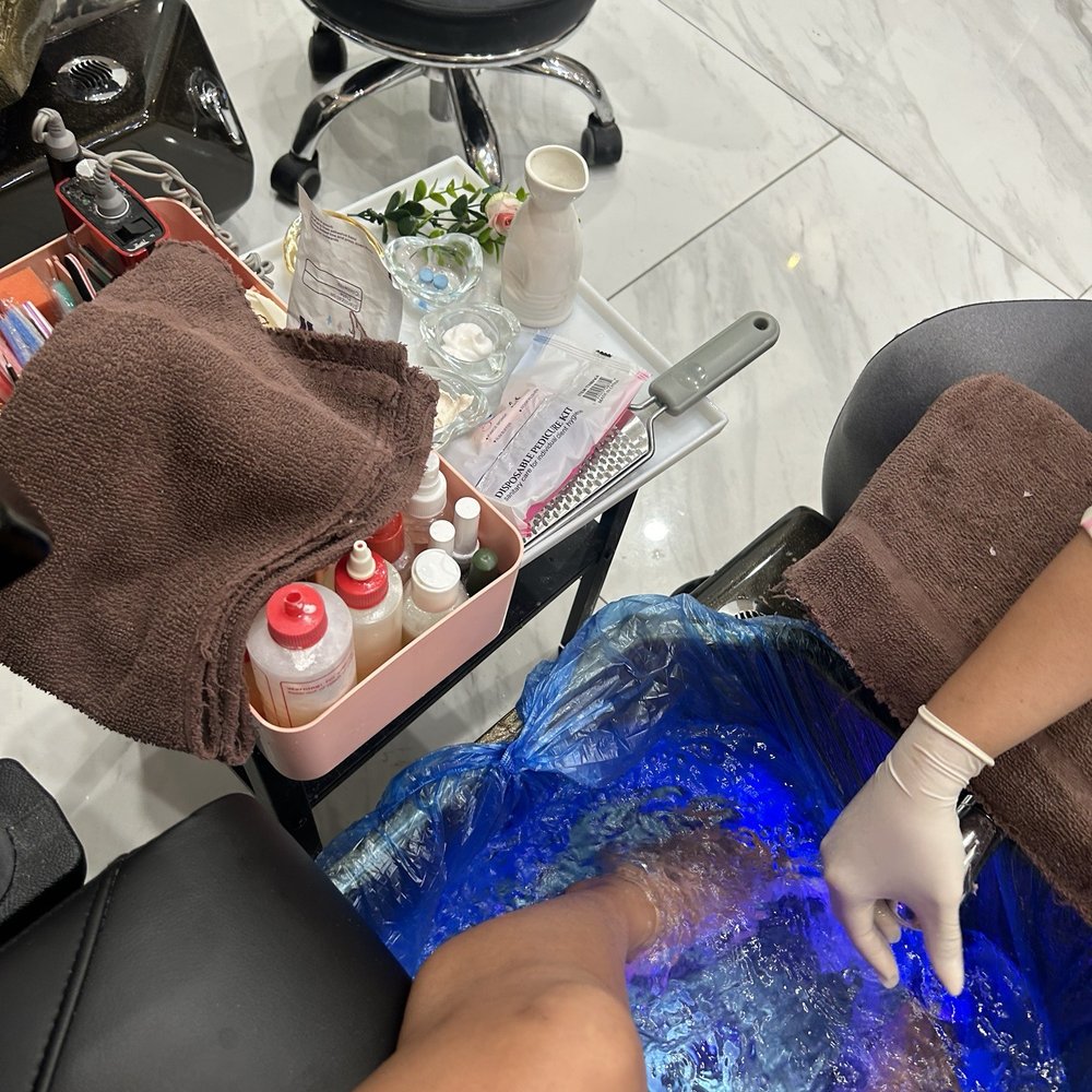 Square Nails - Austin - Nail Salons Near Me - Austin, Texas Square Nails - Austin - Nail Salons Near Me - Austin, Texas