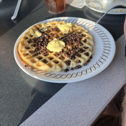 Waffle House - Chocolate chip waffle
