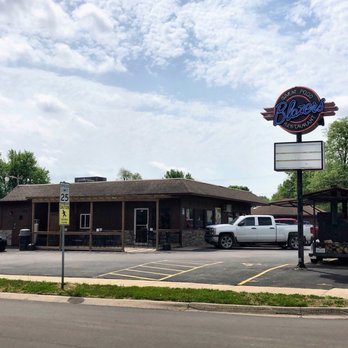 Blazers Restaurant - Store front - Burgers Near Me - Gardner, Kansas Blazers Restaurant - Store front - Burgers Near Me - Gardner, Kansas