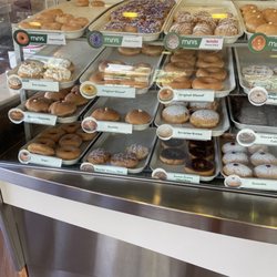 Krispy Kreme - Great selection of donuts