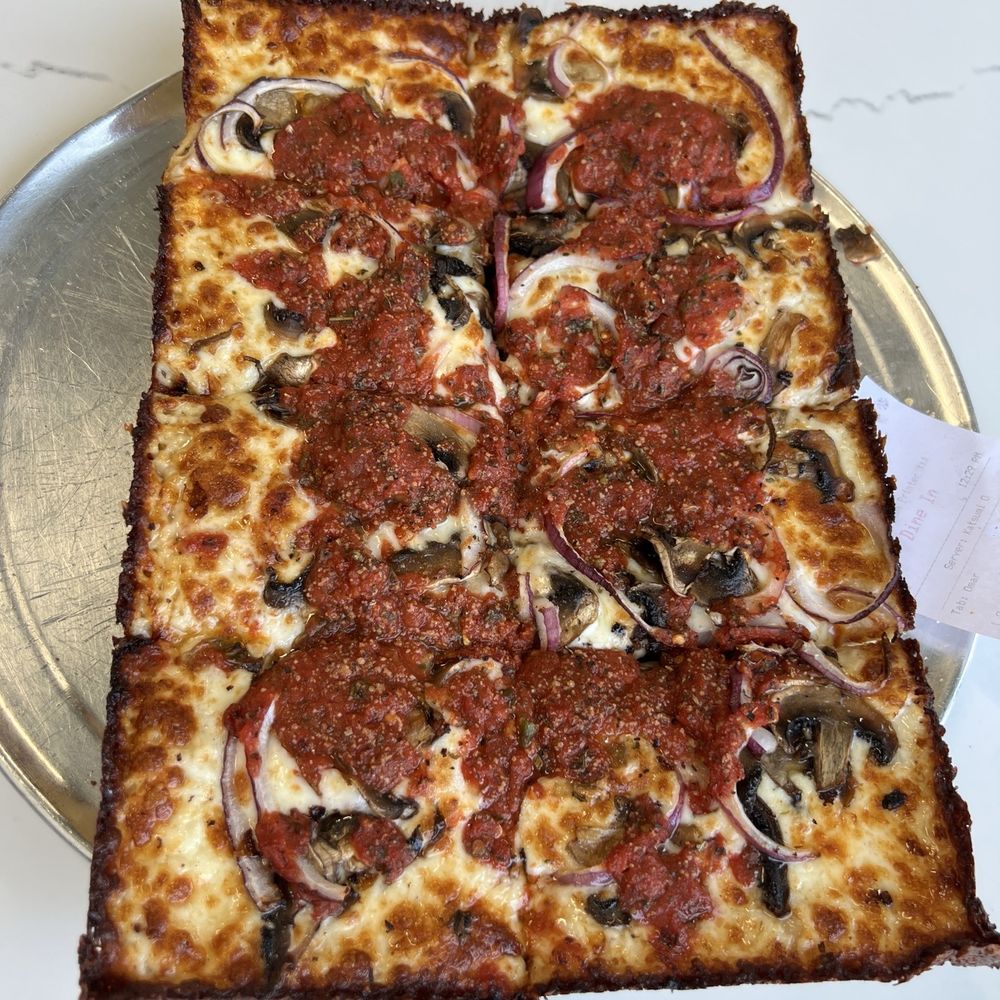 Fuji & Vi's - Spicy Italian (8 Square Cheese) w/ mushrooms instead of sausage - Pizza Near Me - Pasadena, California Fuji & Vi's - Spicy Italian (8 Square Cheese) w/ mushrooms instead of sausage - Pizza Near Me - Pasadena, California