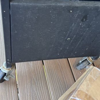 Wheaton World Wide Moving - New BBQ scratched, dented & wheels missing! - Movers Near Me - Indianapolis, Indiana Wheaton World Wide Moving - New BBQ scratched, dented & wheels missing! - Movers Near Me - Indianapolis, Indiana