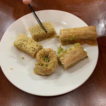 Zayna Mediterranean Grill - Dessert, baklava - Mediterranean Near Me - Chicago, Illinois