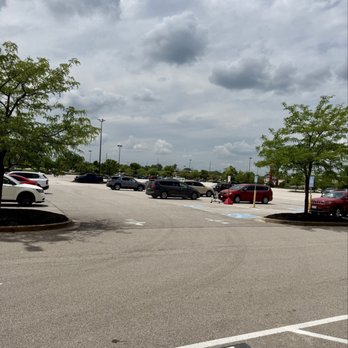 Michaels - Lots of parking in front of the store - Arts & Crafts Near Me - O'Fallon, Missouri Michaels - Lots of parking in front of the store - Arts & Crafts Near Me - O'Fallon, Missouri