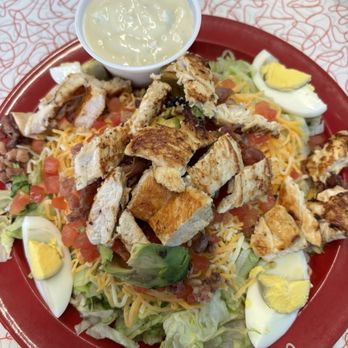Main Street Diner - Cobb salad with chicken - New American Near Me - Frankfort, Kentucky Main Street Diner - Cobb salad with chicken - New American Near Me - Frankfort, Kentucky