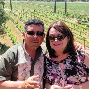 Grapeline Wine Tours - Wine Tours Near Me - Temecula, California