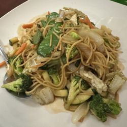 Hunan Fine Asian Cuisine Restaurant - Vegetable Lo Mein - a side dish that was full of flavor. We plan to order the chicken lo mein at our next visit.