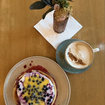 Hatch 44 Cafe - Cafes Near Me - Metuchen, New Jersey