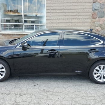 Auto Bliss - 2015 Lexus ES350
Suntek Carbon
35% Front
18% Rear - Auto Detailing Near Me - Ajax, Ontario Auto Bliss - 2015 Lexus ES350
Suntek Carbon
35% Front
18% Rear - Auto Detailing Near Me - Ajax, Ontario
