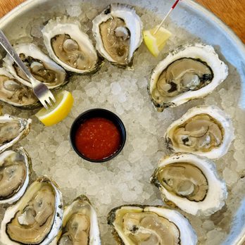 Elwood’s Raw Bars - Oysters - Seafood Near Me - Chatham, Massachusetts
