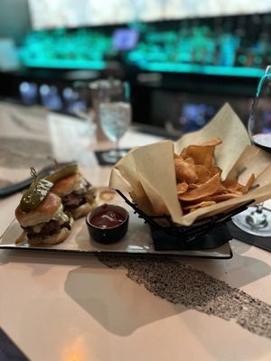 Eddie Merlot's by null