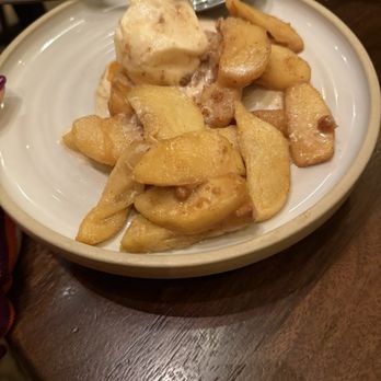 Yardbird - Apple cobbler - New American Near Me - Washington, DC, District of Columbia Yardbird - Apple cobbler - New American Near Me - Washington, DC, District of Columbia