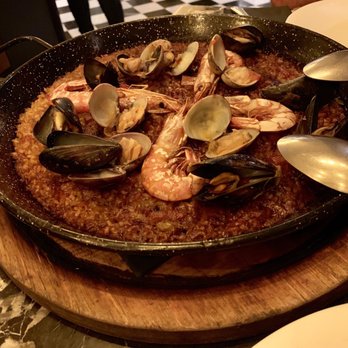 Vivo - Seafood paella - Tapas Bars Near Me - Barcelona, B Vivo - Seafood paella - Tapas Bars Near Me - Barcelona, B