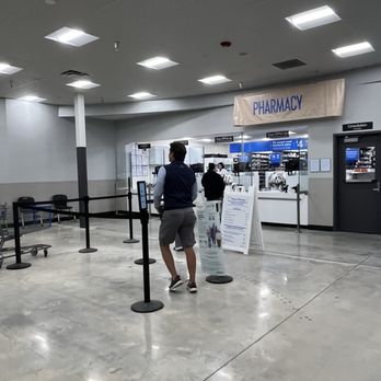 Walmart Supercenter - Department Stores Near Me - Delray Beach, Florida