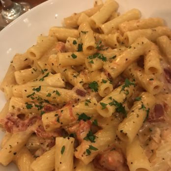 Pompilios - rigatoni and Tomato Vodka Cream - Italian Near Me - Newport, Kentucky Pompilios - rigatoni and Tomato Vodka Cream - Italian Near Me - Newport, Kentucky