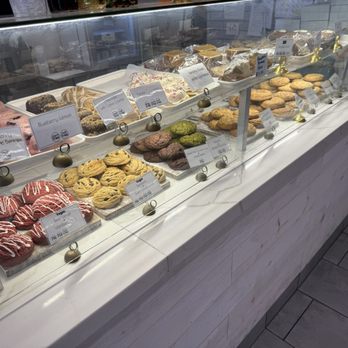 Confections by Kirari West - Pastries - Bakeries Near Me - Redondo Beach, California Confections by Kirari West - Pastries - Bakeries Near Me - Redondo Beach, California