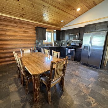 North Haven Campground - Dining/Kitchen area - Hotels Near Me - Bonners Ferry, Idaho North Haven Campground - Dining/Kitchen area - Hotels Near Me - Bonners Ferry, Idaho