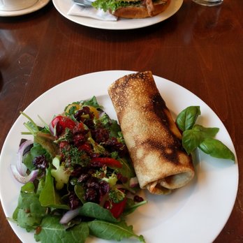 Le Café Entre Amis - Mushroom crepe and salad - Canadian (New) Near Me - Montebello, Quebec Le Café Entre Amis - Mushroom crepe and salad - Canadian (New) Near Me - Montebello, Quebec