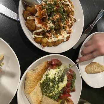 OSO Sonoma - Burrata and potatoes - New American Near Me - Sonoma, California OSO Sonoma - Burrata and potatoes - New American Near Me - Sonoma, California