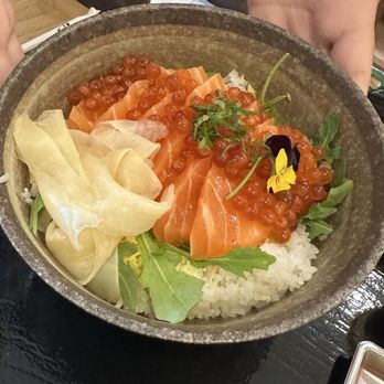 Maki - Salmon sake don - Japanese Near Me - Brooklyn, New York